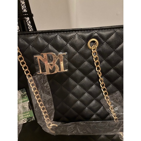 BCBGMAXAZRIA Quilted Tote Bag Black Gold Chain Shoulder Bag - Picture 3 of 3
